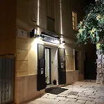 Martini Castello Boutique Κάλιαρι