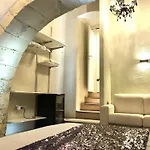 Martini Castello Boutique Πανσιόν 4*