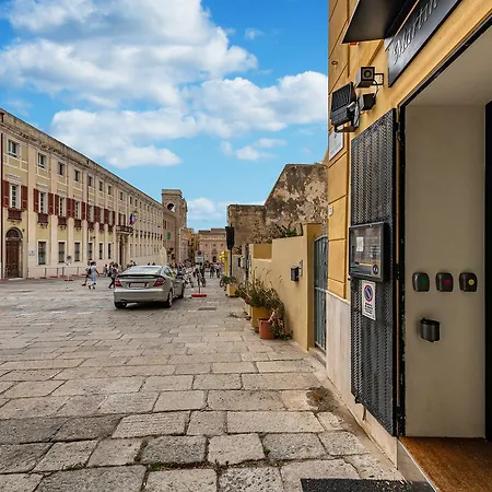 בית הארחה Martini Castello 4*