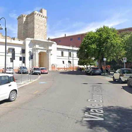 게스트하우스 Martini Castello Boutique - Historic Center & Cathedral 4*