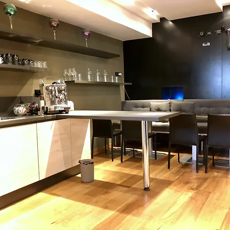 בית הארחה Martini Castello 4*